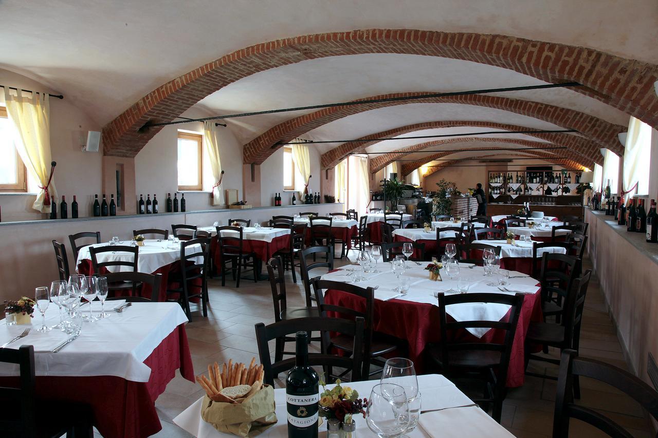 Hotel Ultimo Borgo Settimo Torinese Exterior foto